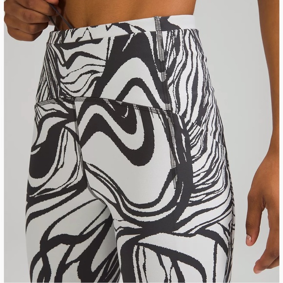 Lululemon Swift Speed High-Rise Tight 28" Spin Off Jacquard Vapor Graphite - Picture 4 of 4